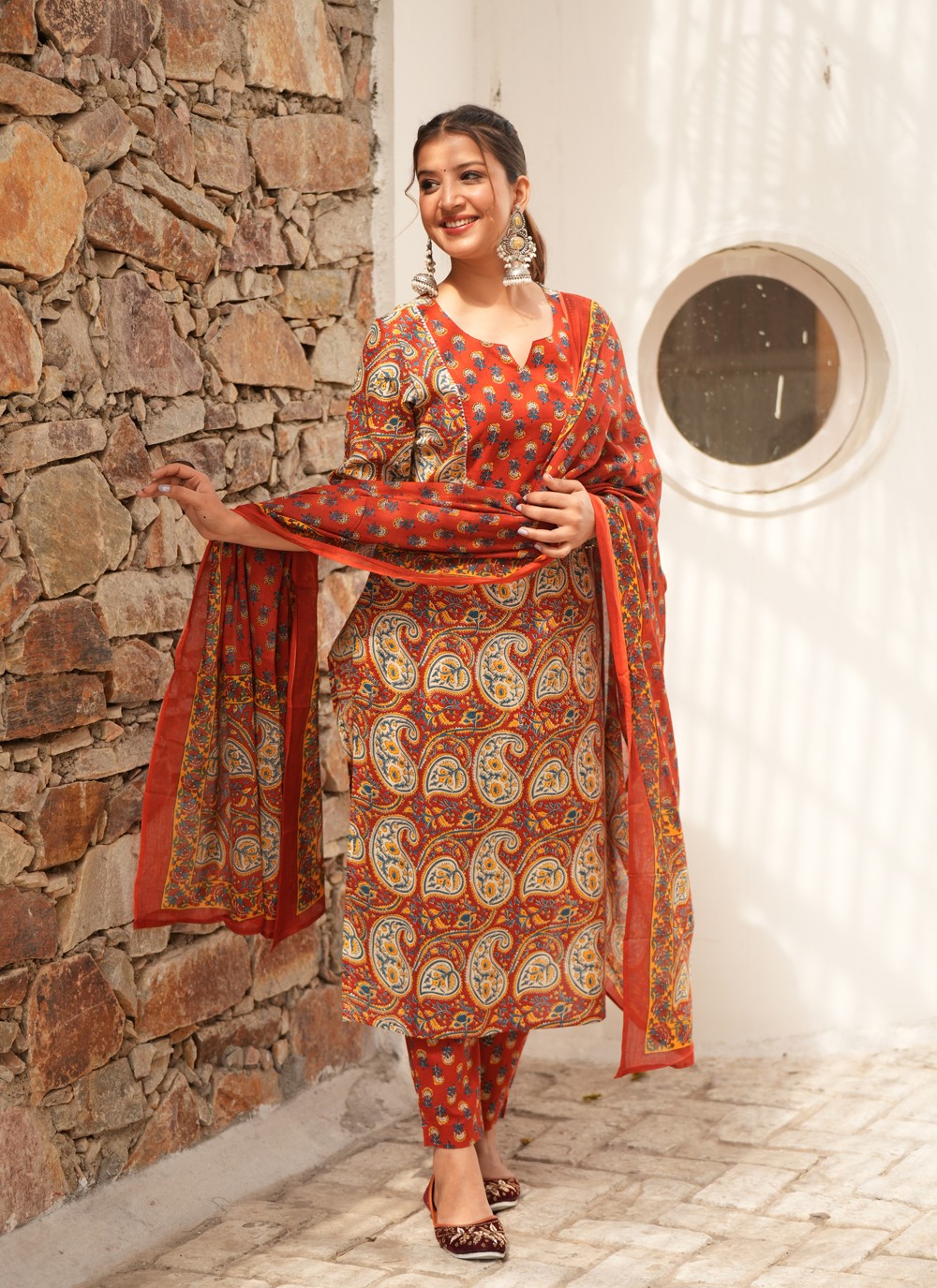 Paavki Straight Cotton Dupatta Suit