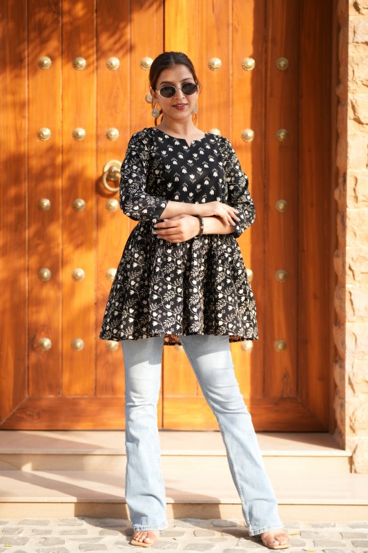 Black Bloossom Cotton Top